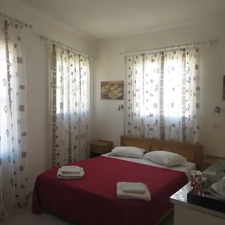 Maravelia - 2 Pensionat