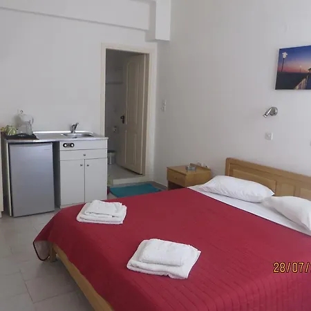 Maravelia - 2 Guest house